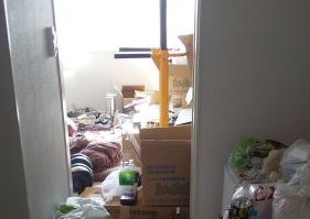 あきる野市のゴミ屋敷